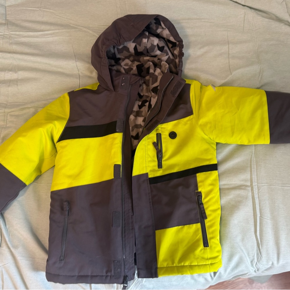 Athletech Kids Yellow and Black snow